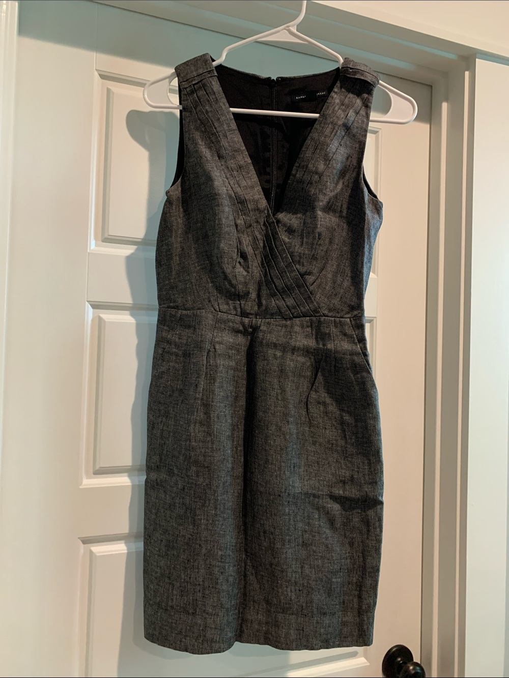 Banana Republic Charcoal Gray Sleeveless V-Neck Sheath Dress